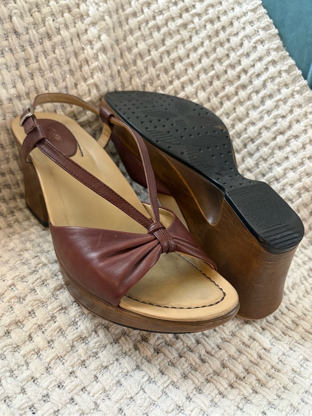 Dansko wedge sandals 3" heel brown leather size 40